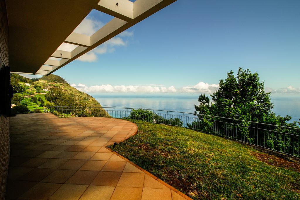Cottage Ocean View Porto Moniz Exterior photo